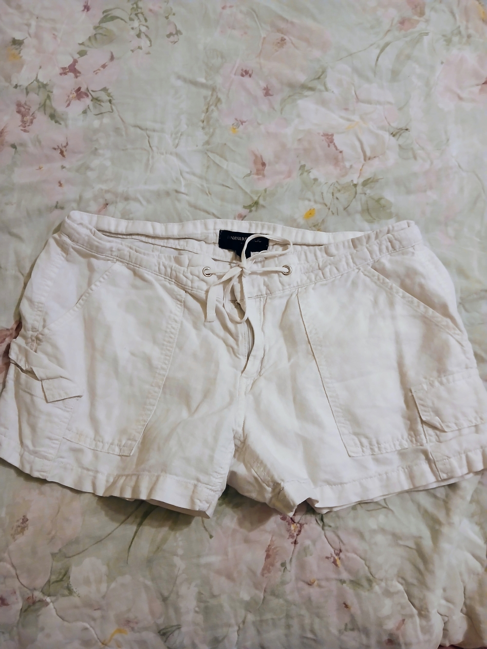 Banana Republic White Drawstring Cargo Shorts